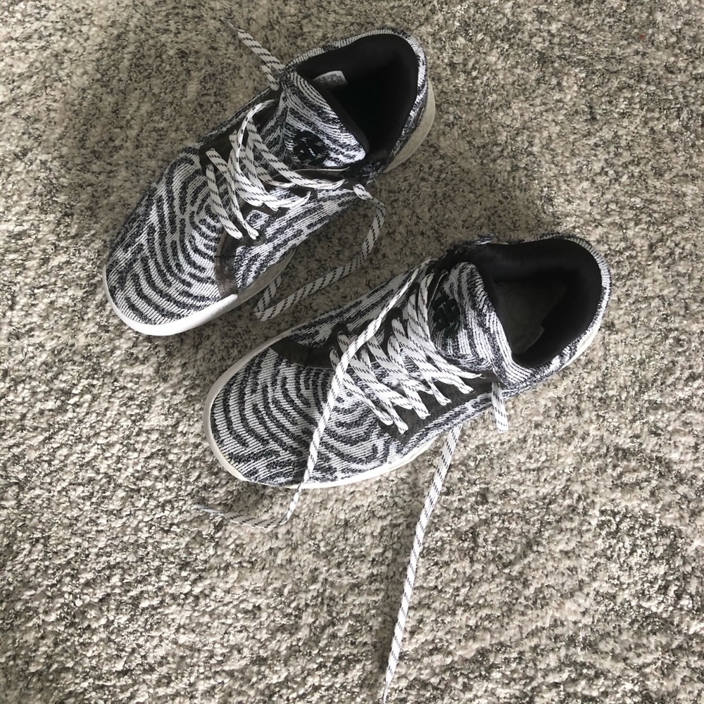 Harden Vol. 1 LS Primeknit J ‘White Black Grey’